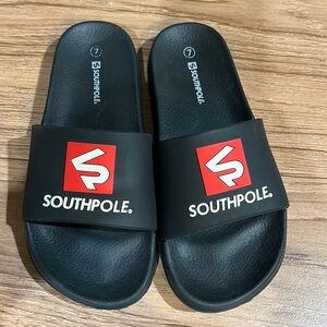 SOUTHPOLE SANDAL SIZE 7